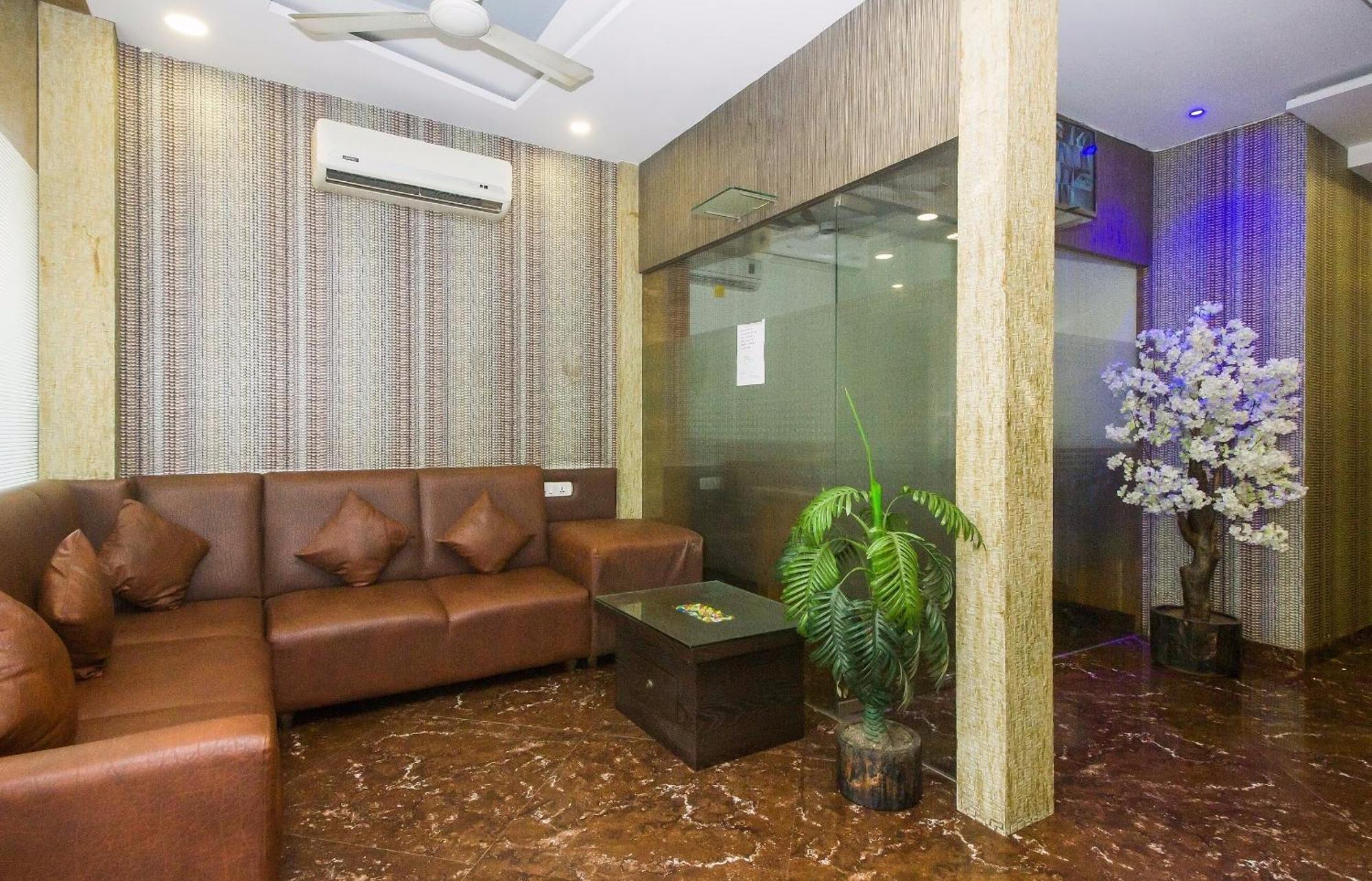 Capital O Hotel Pearl Near Us Embassy Mumbai Dış mekan fotoğraf